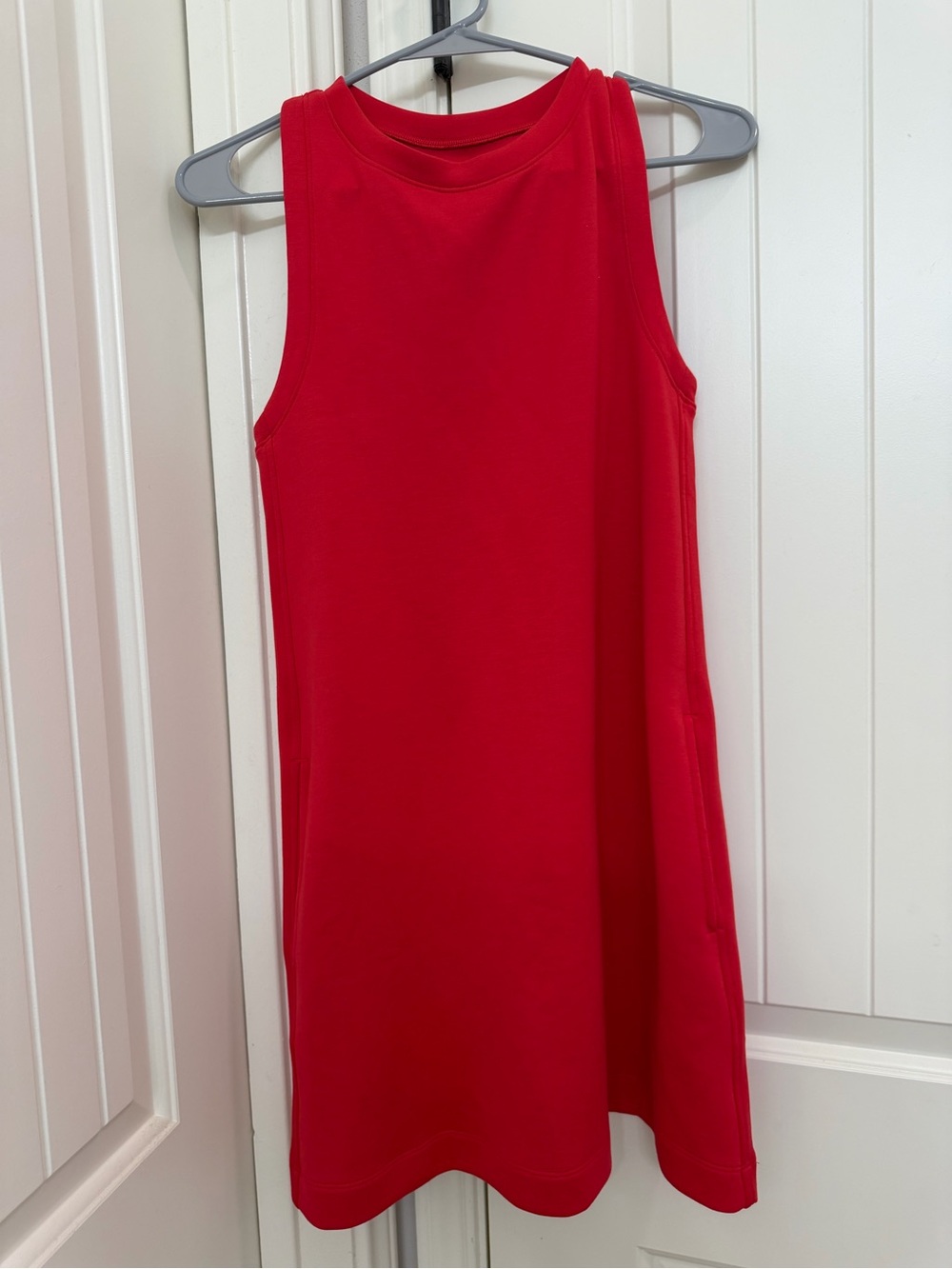 Abercrombie & Fitch Sleeveless Red A-Line Shift Dress